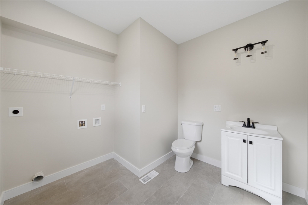40 Ferncroft Road Braintree, MA 02184 - Photo 13 of 42