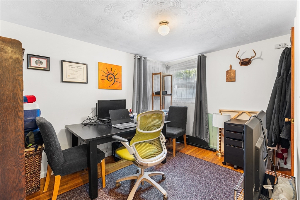 104 College Farm Road Waltham, MA 02451 - Photo 12 of 26