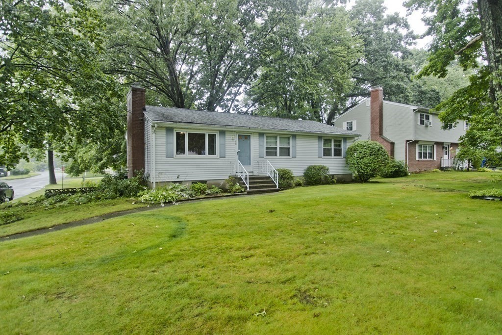 80 Sunrise Terrace Springfield, MA 01119 - Photo 3 of 34 Gallery Image 3