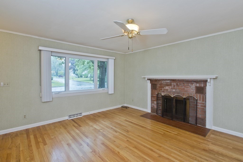 80 Sunrise Terrace Springfield, MA 01119 - Photo 9 of 34 Gallery Image 9