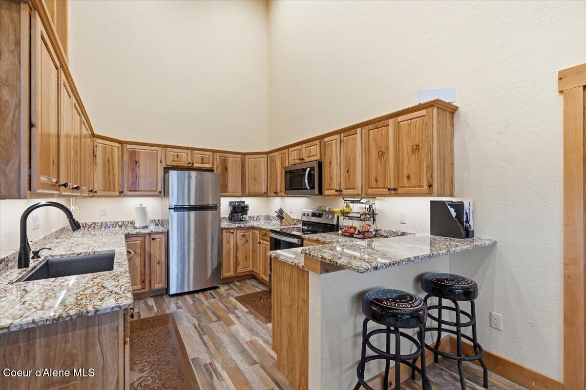 17045 West Cade Road Hauser, ID 83854 - Photo 21 of 83 21-Kitchen