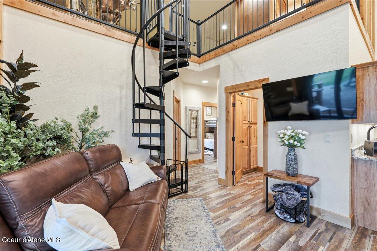 17045 West Cade Road Hauser, ID 83854 - Photo 24 of 83 24-Living Room