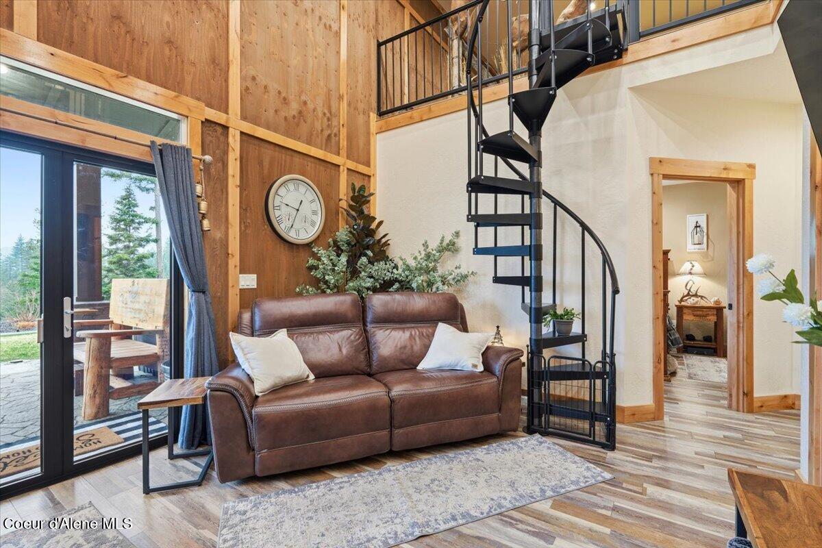 17045 West Cade Road Hauser, ID 83854 - Photo 26 of 83 26-Living Room