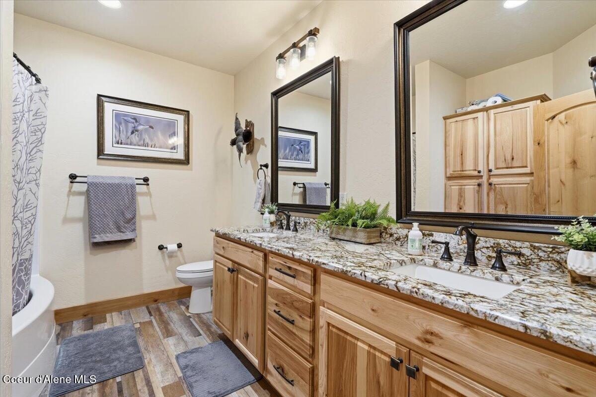 17045 West Cade Road Hauser, ID 83854 - Photo 31 of 83 31-Full Baht