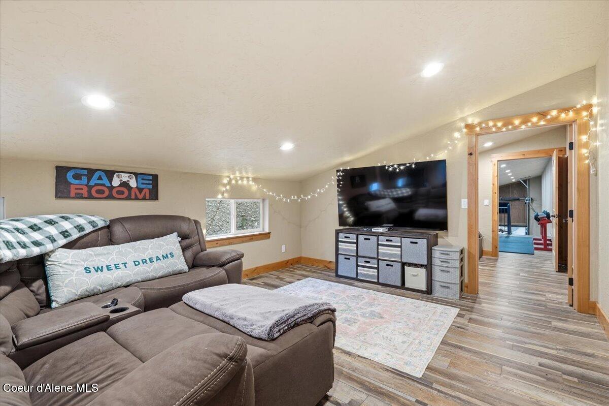 17045 West Cade Road Hauser, ID 83854 - Photo 38 of 83 38-Family Room