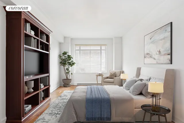 $3,450,000 | 25 Central Park West, Unit 9T | Upper West Side