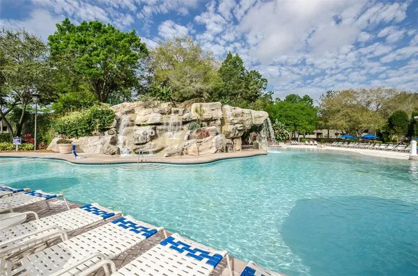 $219,000 | 36750 Highway 19, Unit 2052, Palm Harbor, FL 34684