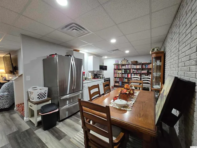 $425,000 | 1436-1100 1100 E Street, Mount Sterling, IL 62353