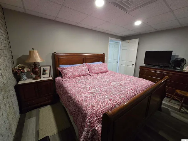 $425,000 | 1436-1100 1100 E Street, Mount Sterling, IL 62353