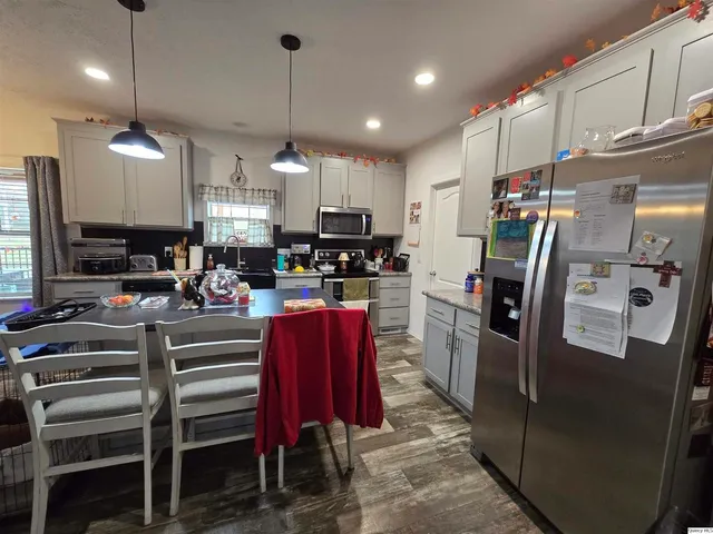 $425,000 | 1436-1100 1100 E Street, Mount Sterling, IL 62353