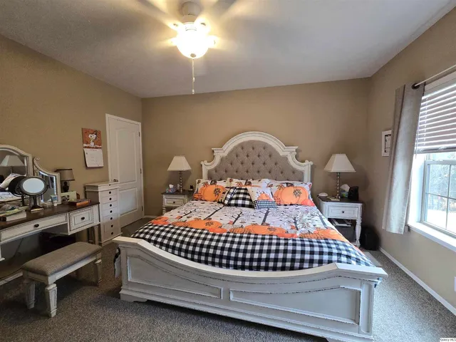 $425,000 | 1436-1100 1100 E Street, Mount Sterling, IL 62353