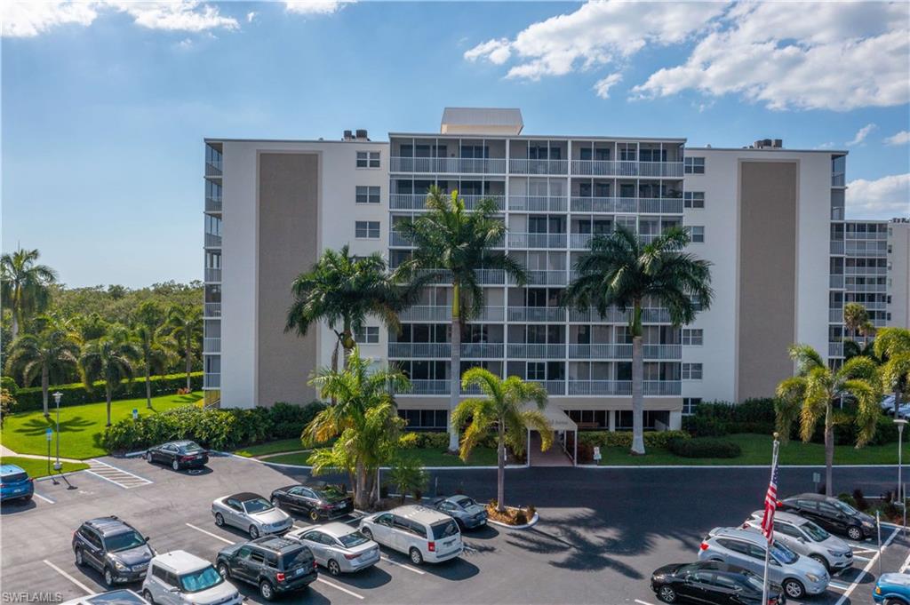 3 Bluebill Avenue, Unit 808 Naples, FL 34108 - Photo 5 of 25