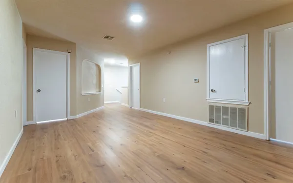 $2,400 | 7106 Thannas Way, Austin, TX 78744