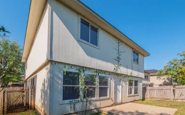 $2,400 | 7106 Thannas Way, Austin, TX 78744