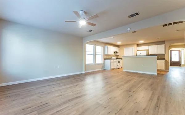 $2,400 | 7106 Thannas Way, Austin, TX 78744