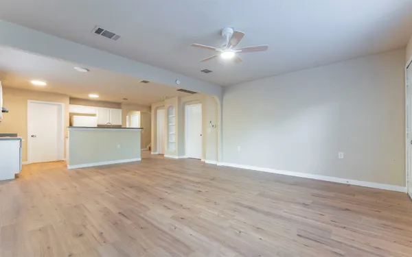 $2,400 | 7106 Thannas Way, Austin, TX 78744