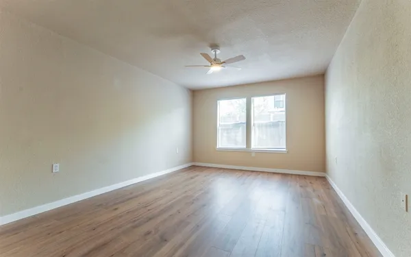 $2,400 | 7106 Thannas Way, Austin, TX 78744