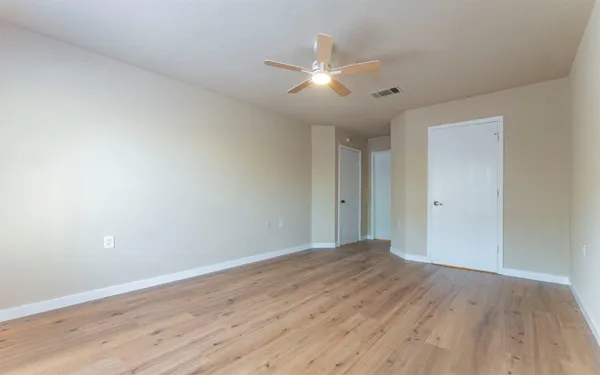 $2,400 | 7106 Thannas Way, Austin, TX 78744