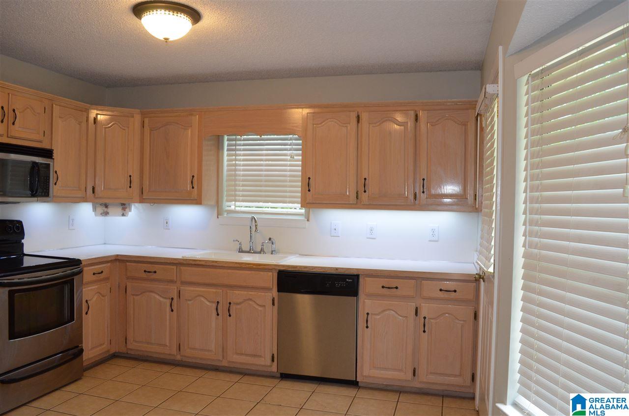 220 Lisa Lane Springville, AL 35146 - Photo 9 of 43