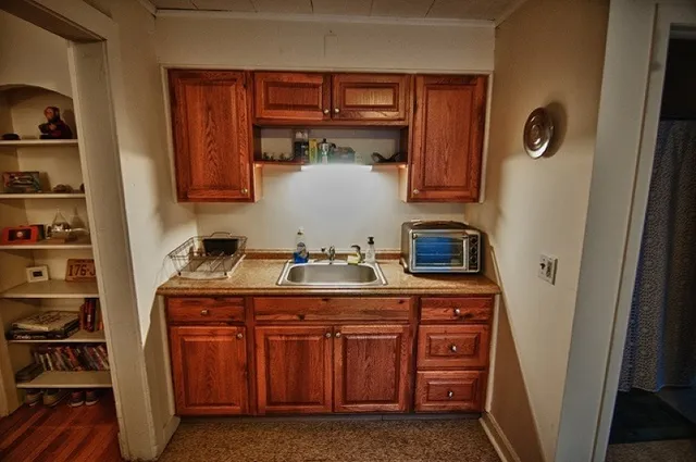 $1,700 | 40 Beach Street, Unit 1R, Bloomfield, NJ 07003