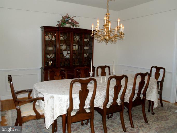 14907 Peach Orchard Road Silver Spring, MD 20905 - Photo 19 of 27 Dining Room