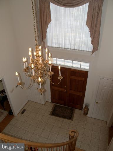 14907 Peach Orchard Road Silver Spring, MD 20905 - Photo 25 of 27 Foyer View