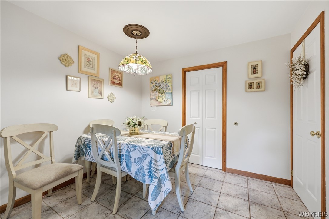 5224 Old Goodrich Road Clarence, NY 14031 - Photo 7 of 29