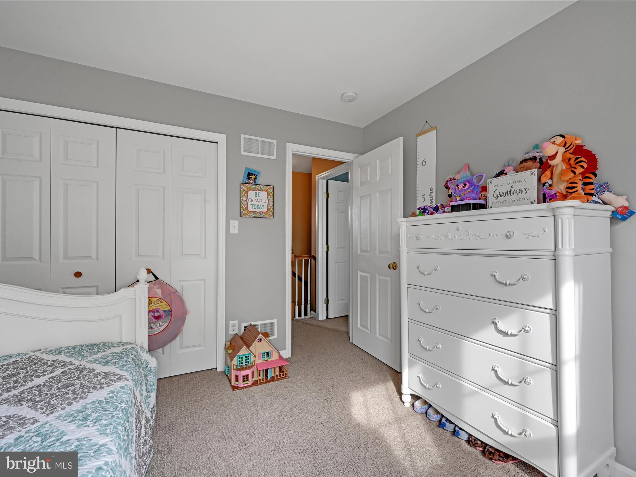 572 Wallingford Road Lancaster, PA 17601 - Photo 23 of 36 Bedroom
