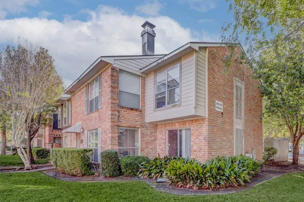 $1,000 | 7941 Kendalia Drive, Houston, TX 77036