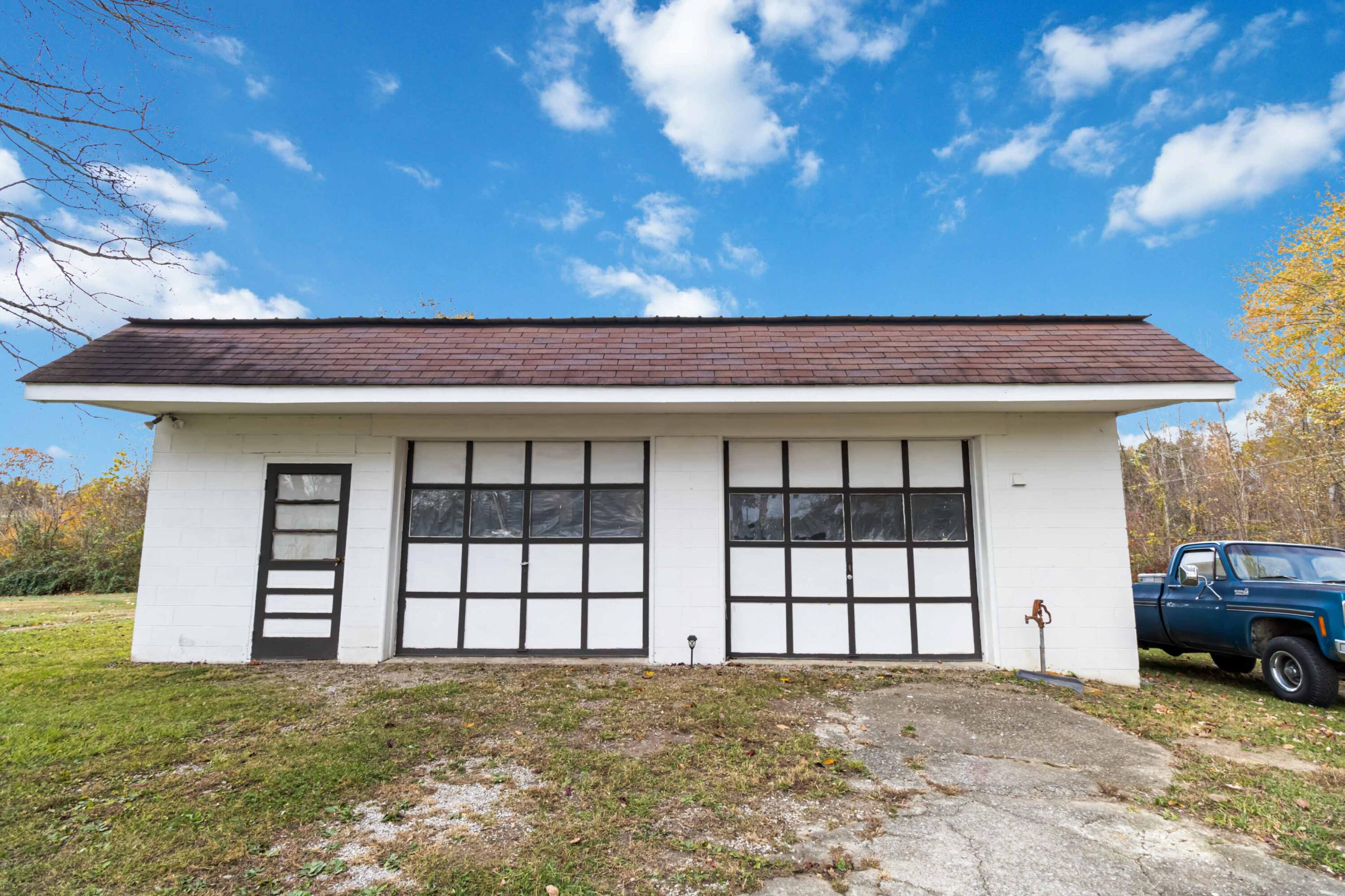 445 Flint Road Waco, KY 40385 - Photo 32 of 34 048