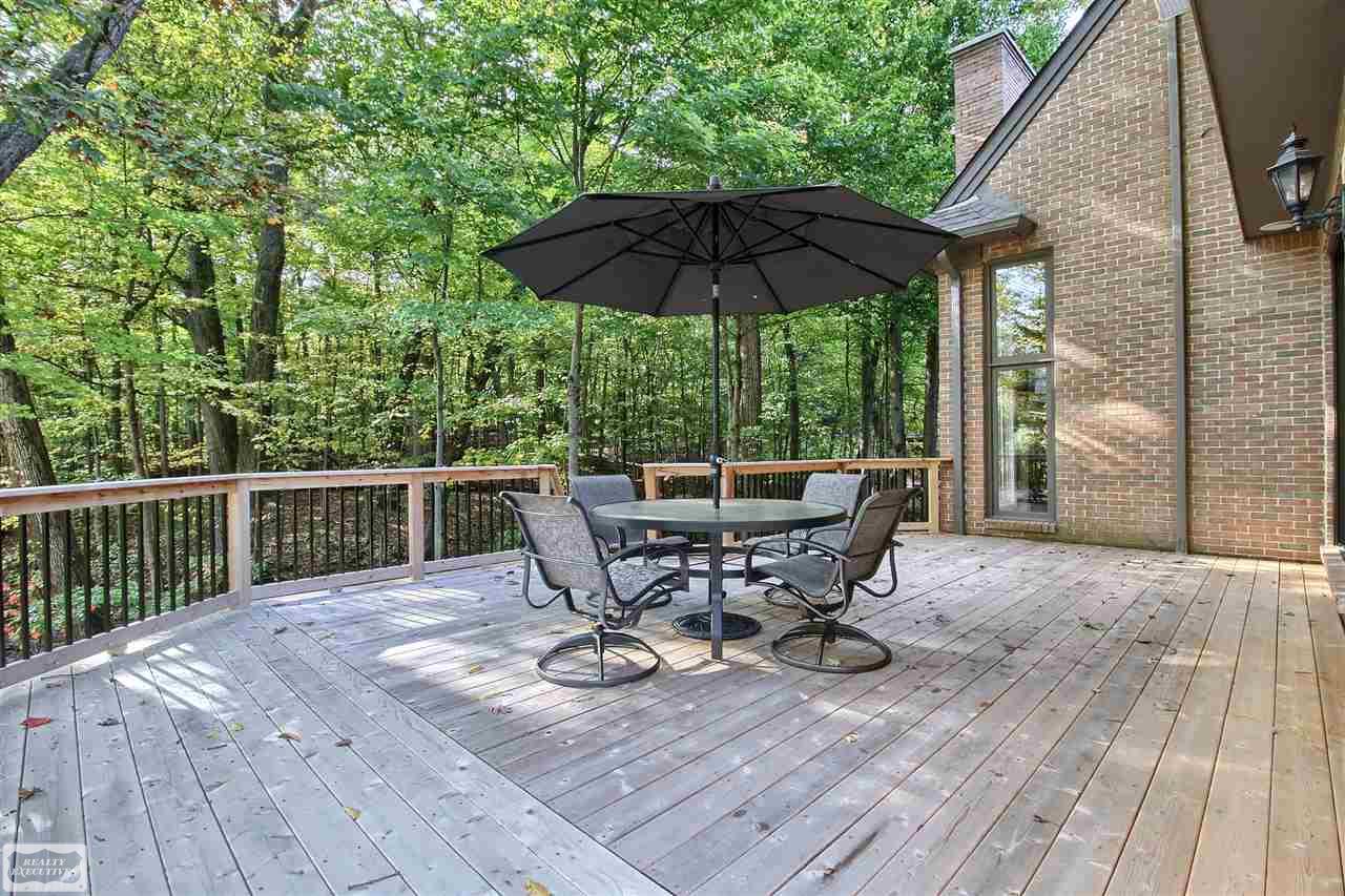 1589 Scenic Hollow Rochester Hills, MI 48306 - Photo 11 of 52