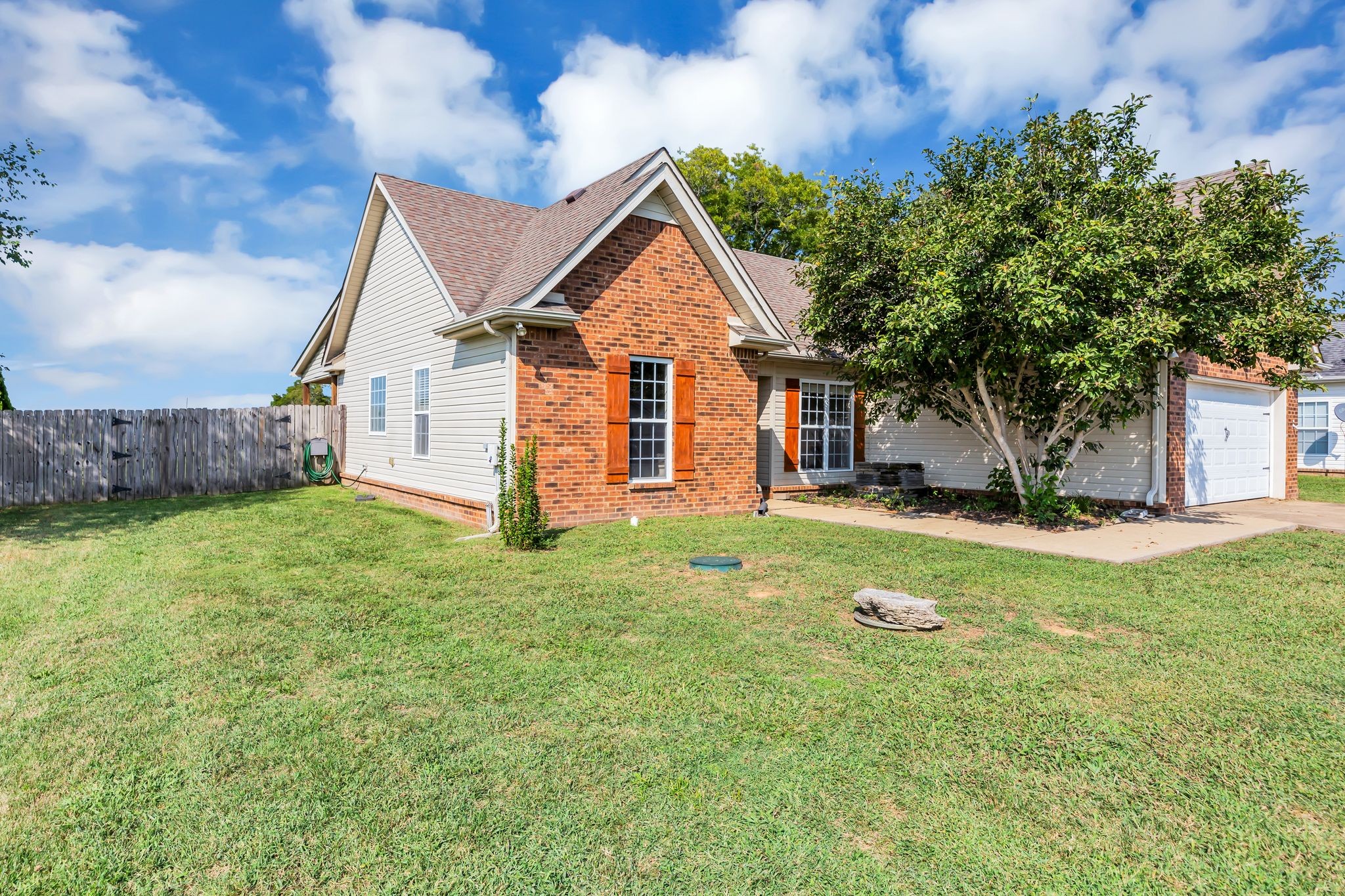 112 Emma Court, Murfreesboro, TN 37128 Compass