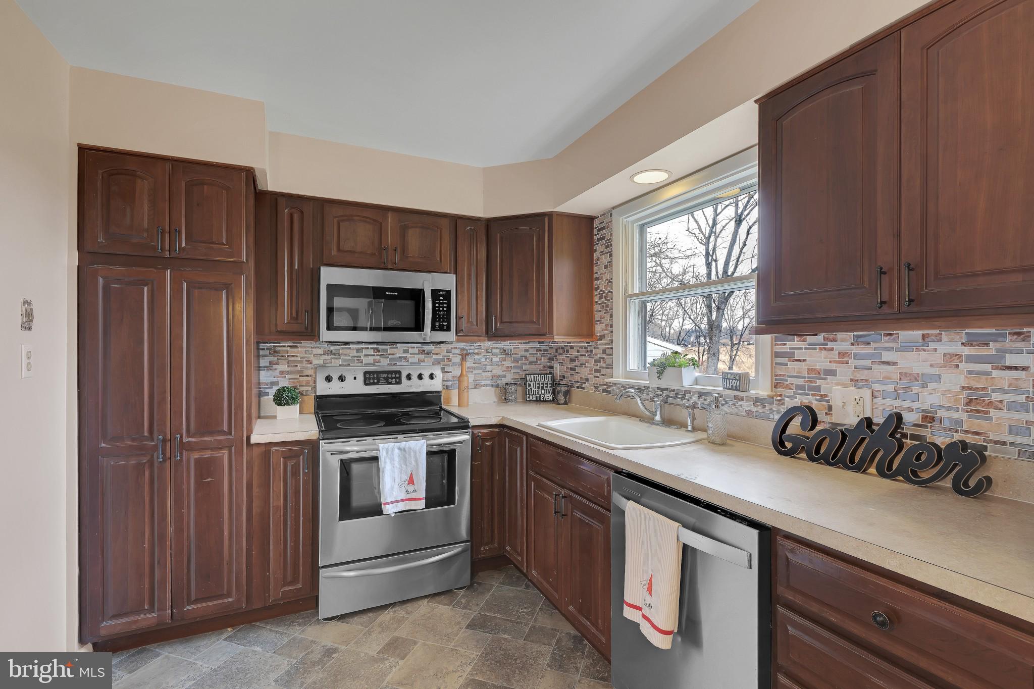 2235 East Cedarville Road Pottstown, PA 19465 - Photo 14 of 33 Gallery Image 14