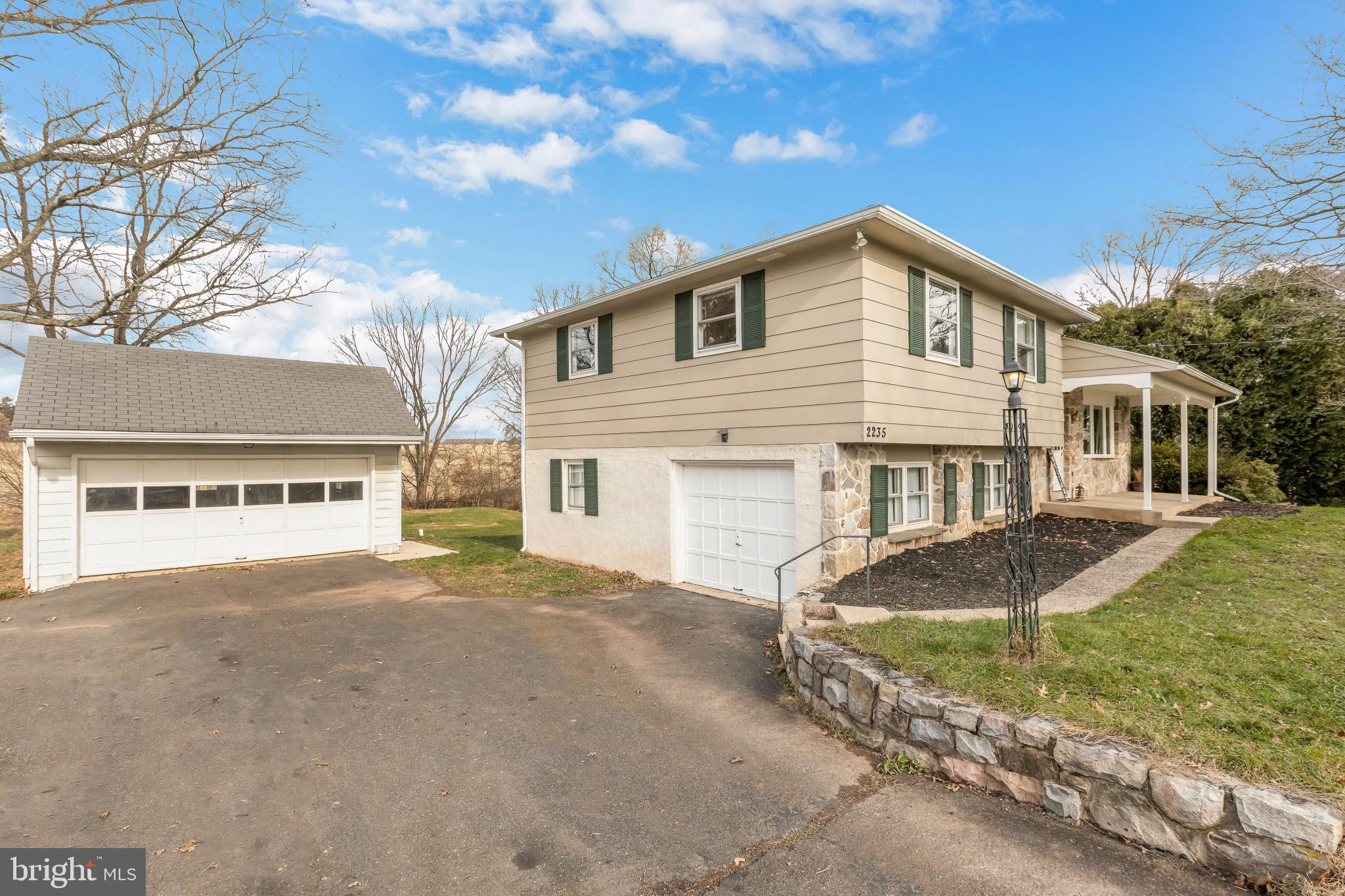 2235 East Cedarville Road Pottstown, PA 19465 - Photo 4 of 33 Gallery Image 4
