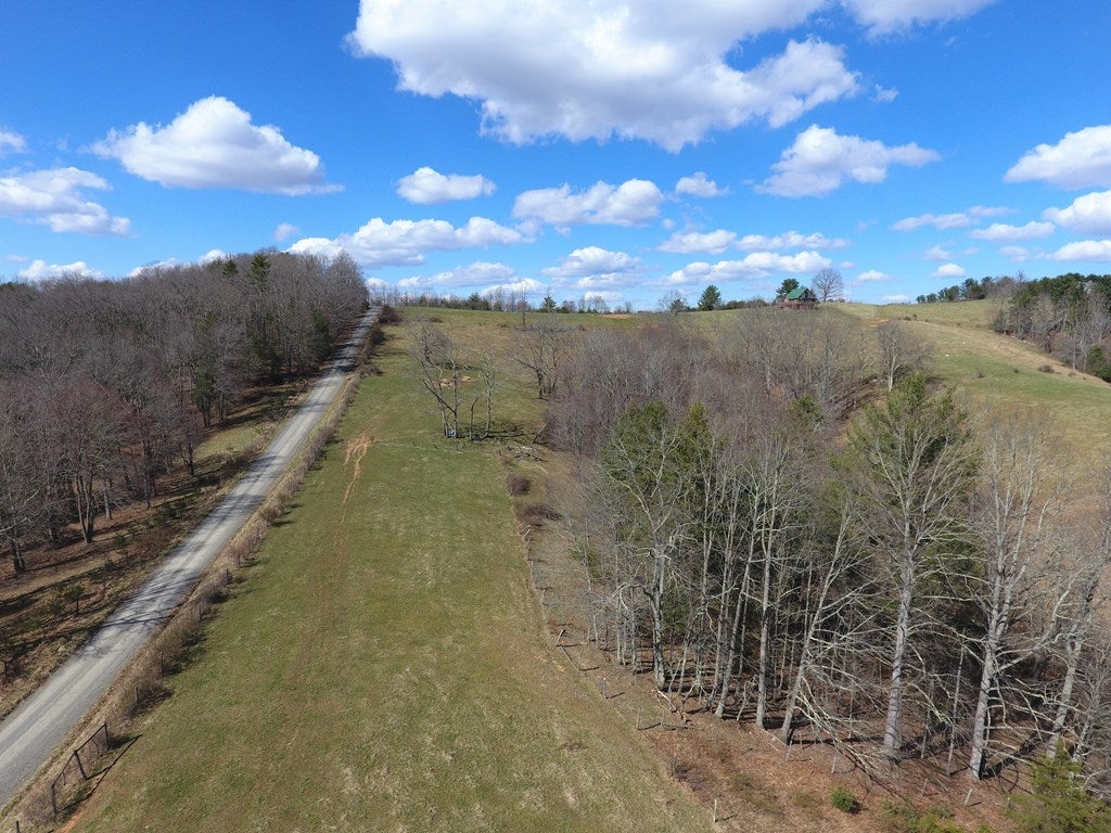 2636 Marian Road Dugspur, VA 24325 - Photo 35 of 41 Gallery Image 35