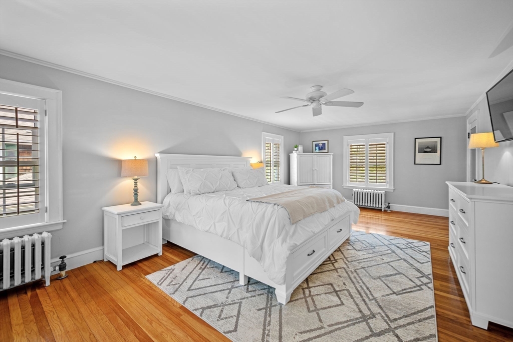 18 Pickwick Road Marblehead, MA 01945 - Photo 12 of 30