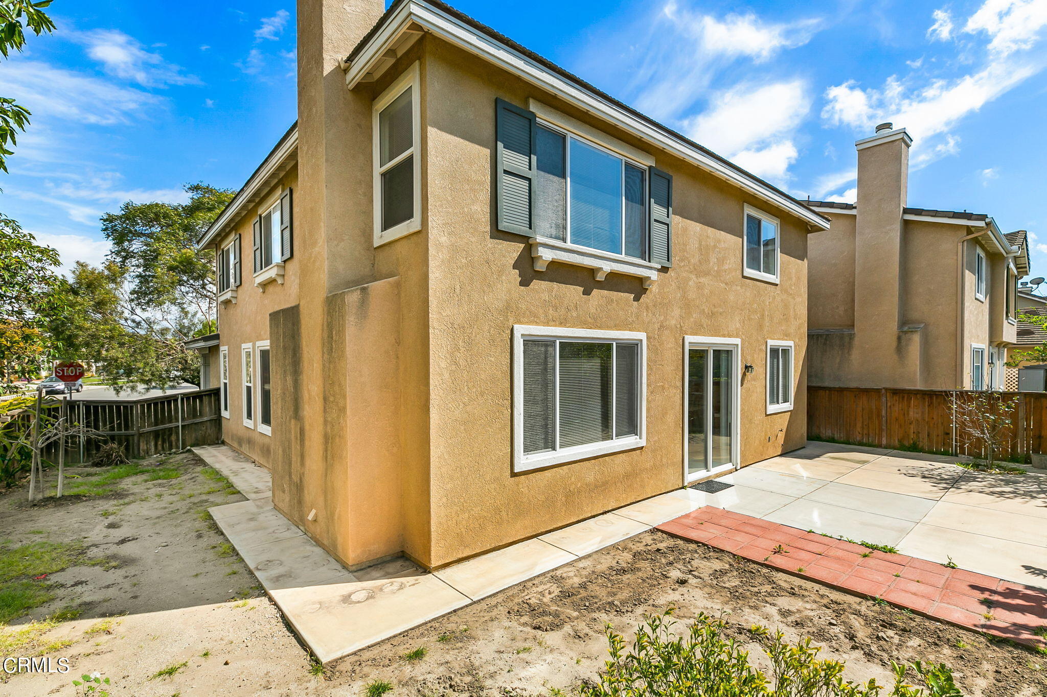 957 Entrada Drive Oxnard, CA 93030 - Photo 33 of 36 957 Entrada backyard3