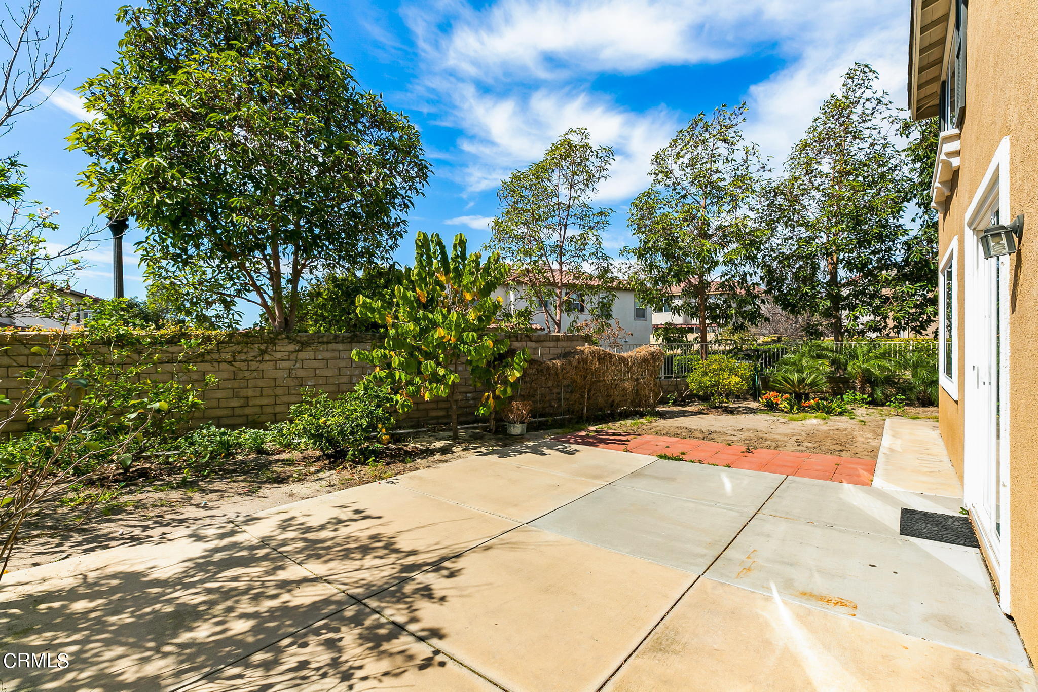 957 Entrada Drive Oxnard, CA 93030 - Photo 34 of 36 957 Entrada backyard4