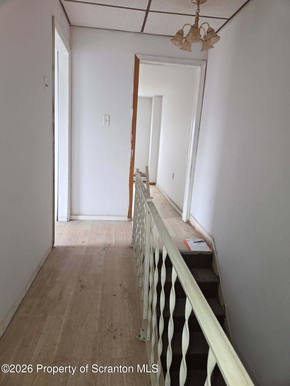 2724 North Main Avenue Scranton, PA 18508 - Photo 15 of 20 Second Floor Hallway