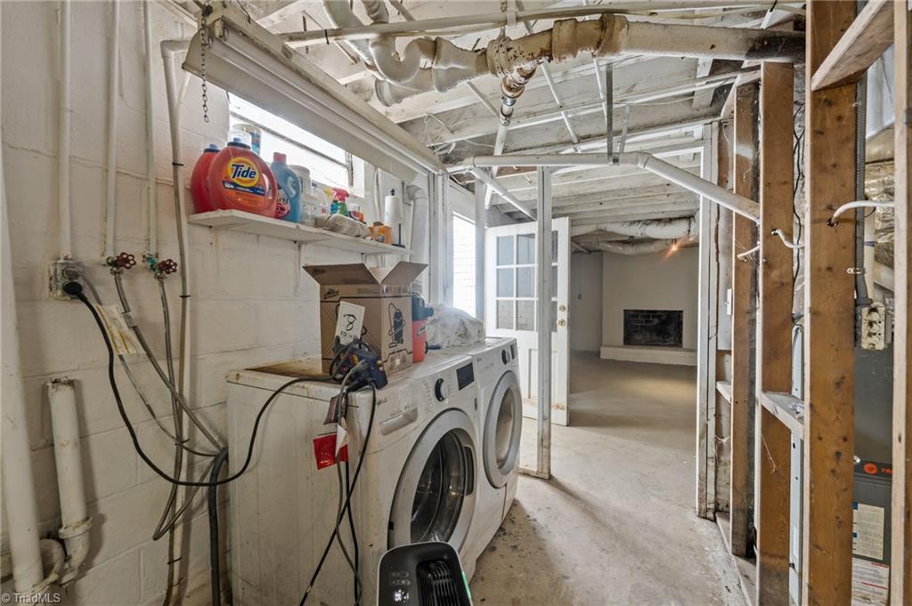 924 Kimberly Road Burlington, NC 27215 - Photo 29 of 42 Basement