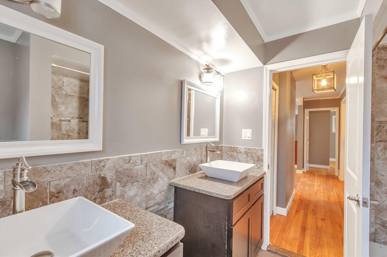 11274 Canal Road Sterling Heights, MI 48314 - Photo 25 of 43 50057091-24.JPG