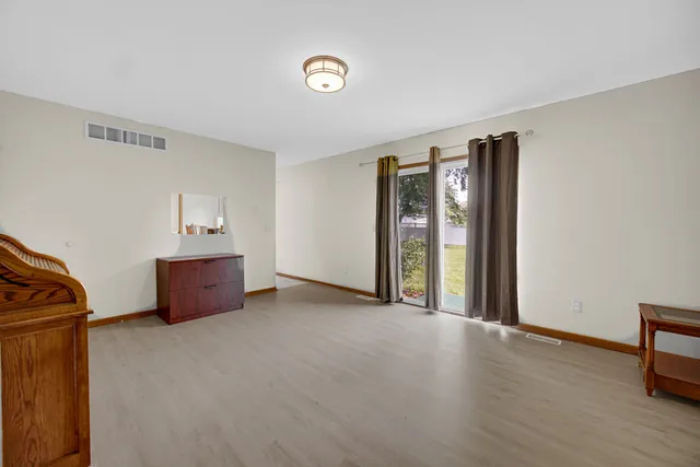 $294,900 | 342 Woodbridge Drive, Lowell, IN 46356