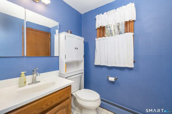 $415,000 | 46 Lakeshore Drive, New Hartford, CT 06057