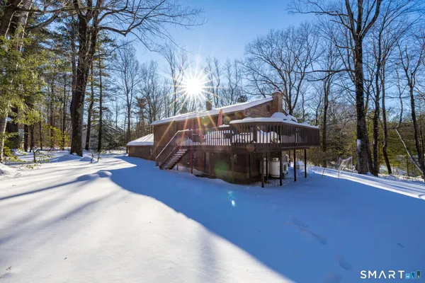 $415,000 | 46 Lakeshore Drive, New Hartford, CT 06057