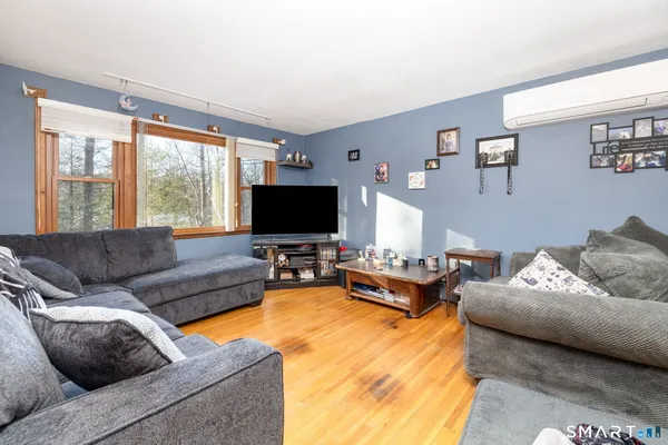 $415,000 | 46 Lakeshore Drive, New Hartford, CT 06057