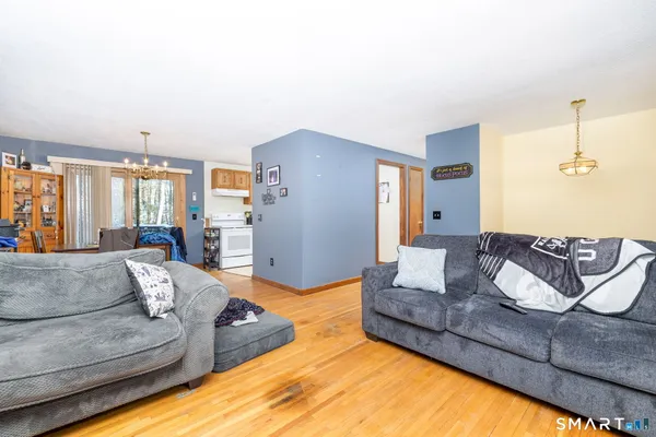 $415,000 | 46 Lakeshore Drive, New Hartford, CT 06057