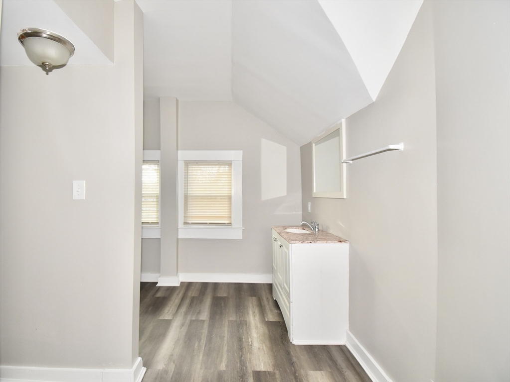 14 Lafayette Street Springfield, MA 01109 - Photo 25 of 30 Gallery Image 25