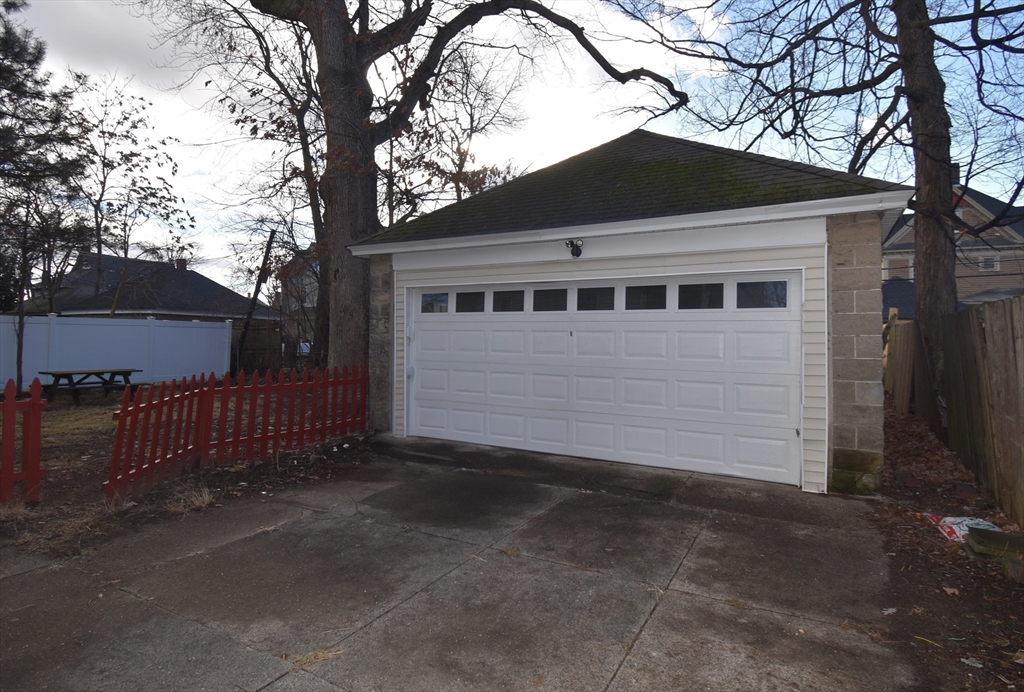 14 Lafayette Street Springfield, MA 01109 - Photo 30 of 30 Gallery Image 30