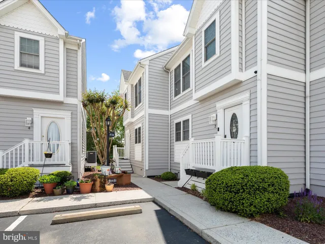 a house view with a outdoor space