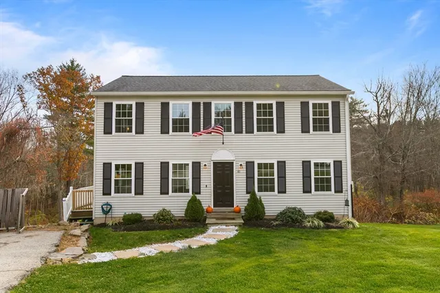 $440,000 | 41 Willow Lane, Southbridge, MA 01550